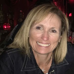 Meet your Posher, Julie